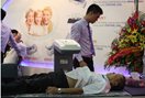 Hàng vạn khách tham quan triển lãm Y Dược quốc tế 2014 tại Hà Nội